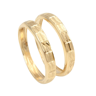 Anel Par de Aparador Diamantado e Martelado Ouro 18k